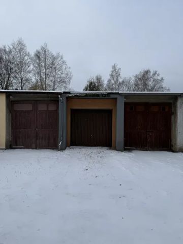 Garaż/miejsce parkingowe Namysłów, ul. Fabryczna. Zdjęcie 1