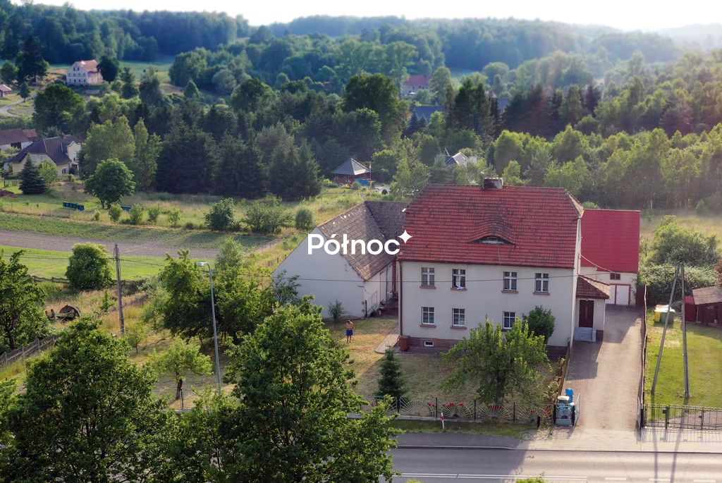 dom wolnostojący, 7 pokoi Nowe Jaroszowice. Zdjęcie 1