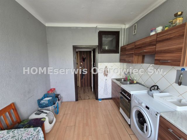 Mieszkanie 1-pokojowe Ostrowiec Świętokrzyski Huta, ul. Romualda Traugutta. Zdjęcie 3