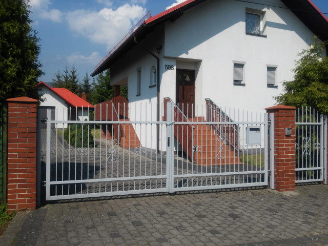 dom wolnostojący, 4 pokoje Bielsko-Biała, ul. Słoneczna. Zdjęcie 1