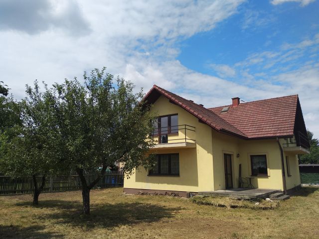 dom wolnostojący, 5 pokoi Skawina Samborek, ul. Piastowska. Zdjęcie 1