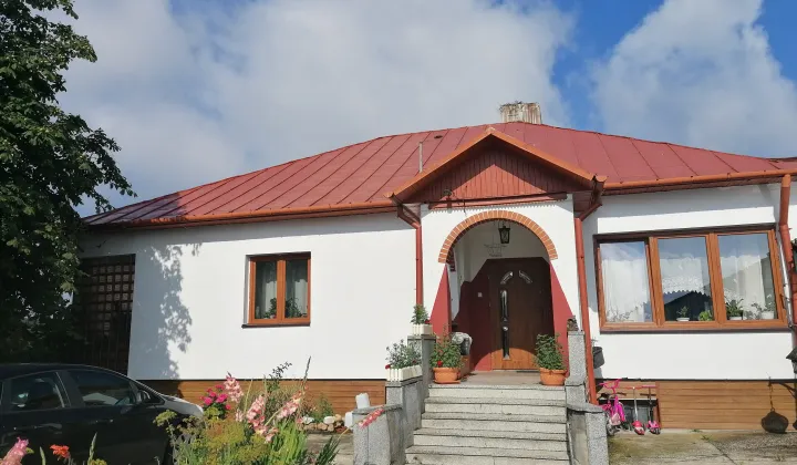 dom wolnostojący, 6 pokoi Grabowiec