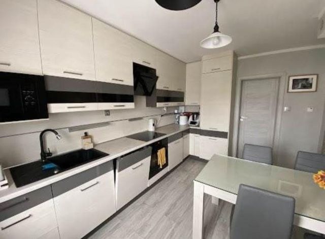 Mieszkanie 2-pokojowe Dzierżoniów, ul. gen. Stefana Grota-Roweckiego. Zdjęcie 1