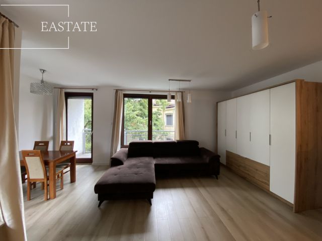 Mieszkanie 3-pokojowe Warszawa Praga, ul. Wiatraczna. Zdjęcie 2