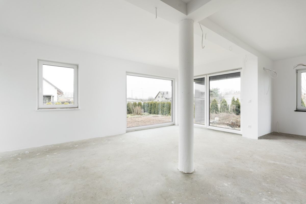 dom wolnostojący, 6 pokoi Dybów-Kolonia, ul. Majowa. Zdjęcie 2