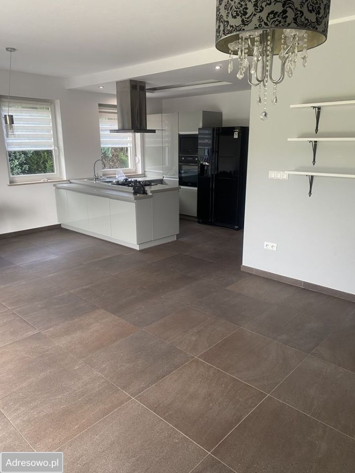 bliźniak, 3 pokoje Oława, ul. Świerkowa. Zdjęcie 3