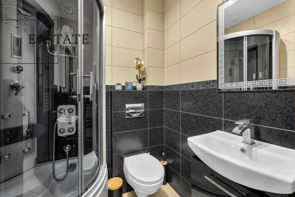 dom szeregowy, 6 pokoi Izabelin-Dziekanówek, ul. Lasek Brzozowy. Zdjęcie 15