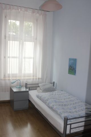 Mieszkanie 4-pokojowe Świdnica Centrum, ul. Joachima Lelewela. Zdjęcie 2