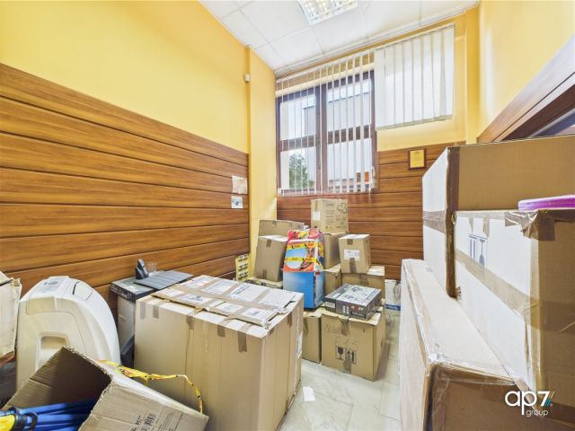 Lokal Kraków Prądnik Czerwony, ul. Pilotów. Zdjęcie 8