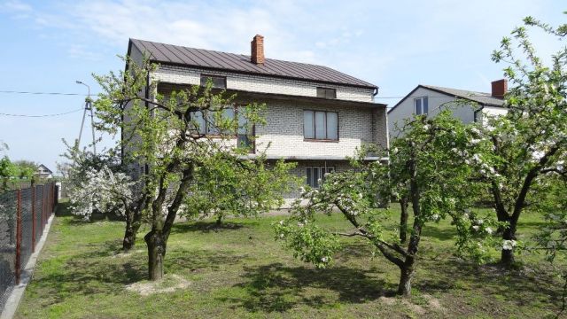 dom wolnostojący, 6 pokoi Kiernozia, os. Tadeusza Kościuszki. Zdjęcie 1