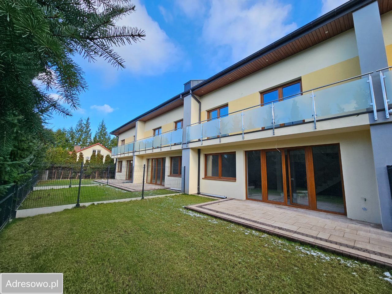 dom szeregowy, 5 pokoi Ożarów Mazowiecki, ul. 1 Maja. Zdjęcie 2