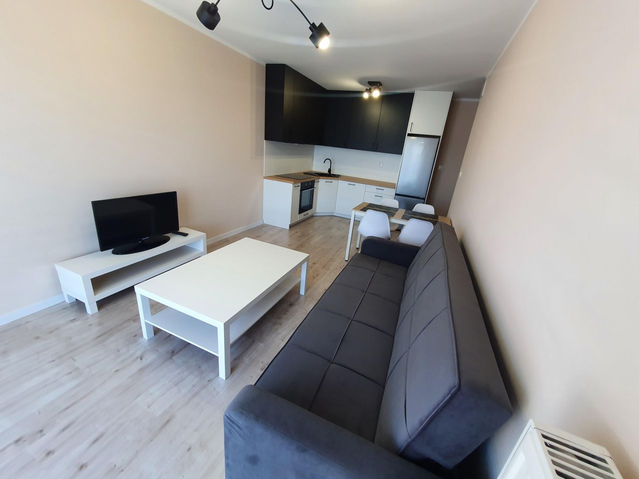 Mieszkanie 3-pokojowe Leszno Gronowo, ul. Stasia Tarkowskiego. Zdjęcie 1