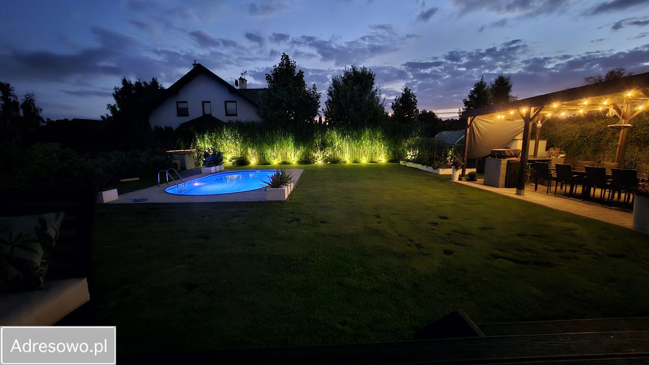 bliźniak, 7 pokoi Książenice. Zdjęcie 18