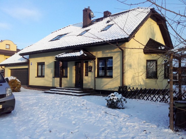 dom wolnostojący, 5 pokoi Kalisz Winiary, ul. Budziszyńska. Zdjęcie 1
