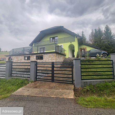 dom wolnostojący, 5 pokoi Zborowice. Zdjęcie 1