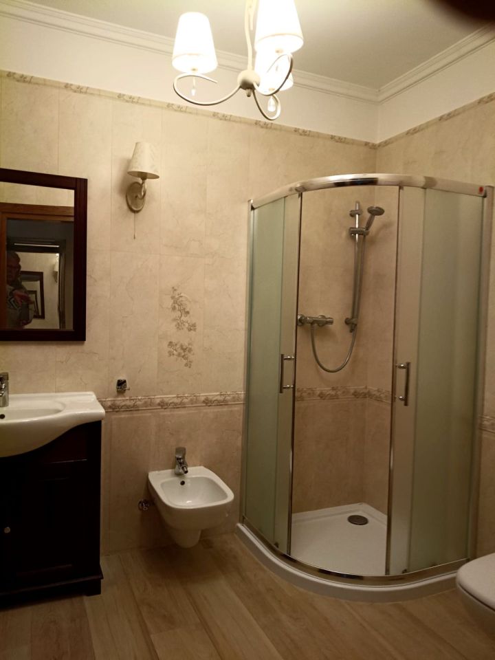 dom wolnostojący, 4 pokoje Borki. Zdjęcie 8