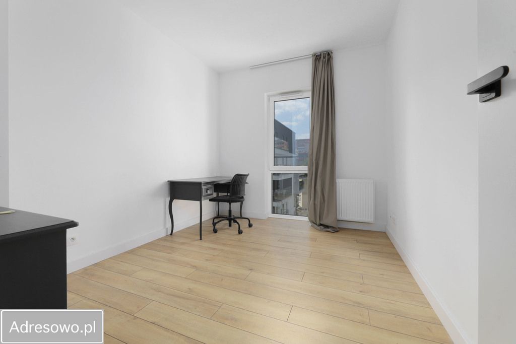 Mieszkanie 3-pokojowe Katowice os. Witosa, ul. Piotra Bardowskiego. Zdjęcie 9