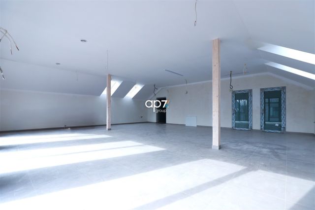 Lokal Kraków Dębniki. Zdjęcie 1