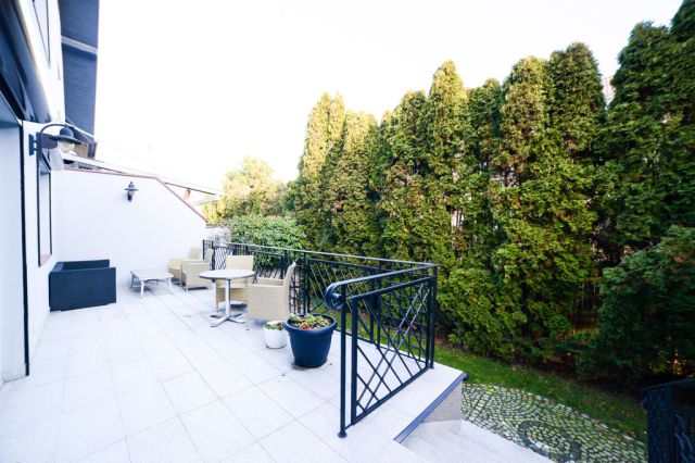 bliźniak, 8 pokoi Komorów, ul. Szmaragdowa. Zdjęcie 7