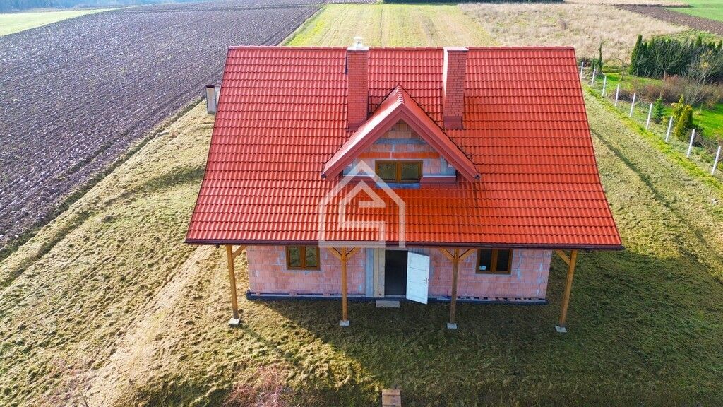 dom wolnostojący, 6 pokoi Ubrzeż. Zdjęcie 2