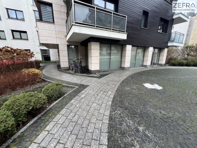 Biuro Kraków Bronowice, ul. Juliusza Lea. Zdjęcie 10