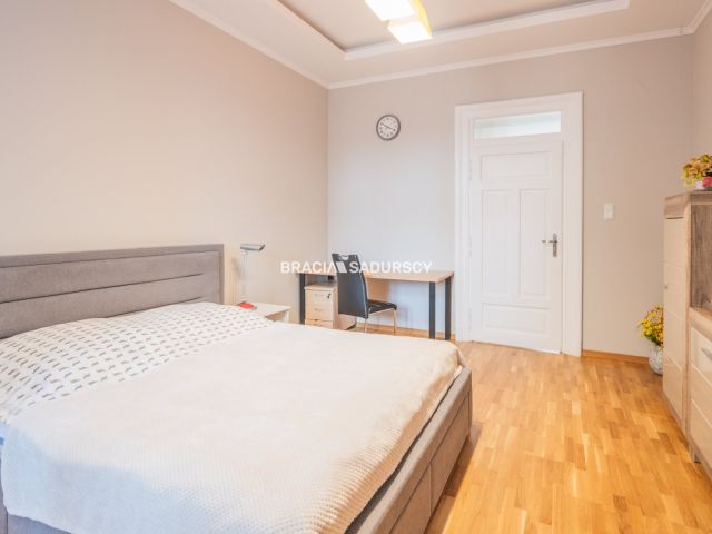 Mieszkanie 3-pokojowe Kraków Stare Miasto, ul. Józefa Szujskiego. Zdjęcie 8