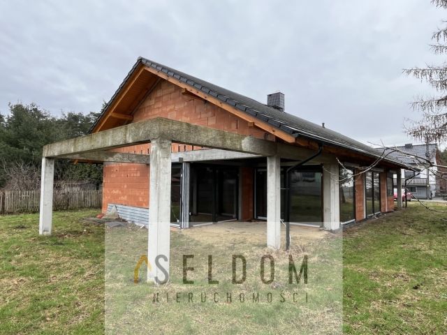 dom wolnostojący, 4 pokoje Miedziana. Zdjęcie 2