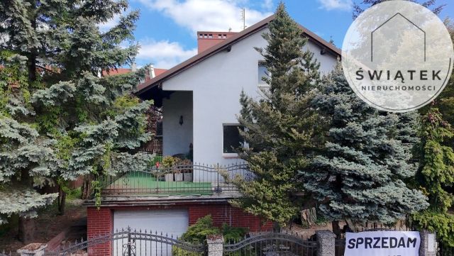 dom wolnostojący, 8 pokoi Toruń, ul. Baśniowa. Zdjęcie 1