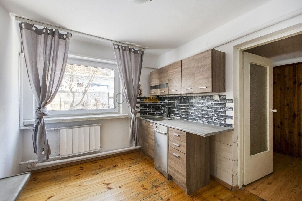 dom wolnostojący, 4 pokoje Józefów. Zdjęcie 1