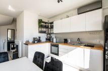 Mieszkanie 3-pokojowe Dopiewiec. Zdjęcie 4