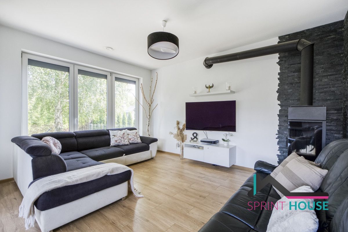 Mieszkanie 6-pokojowe Głosków, ul. Pustułki. Zdjęcie 5