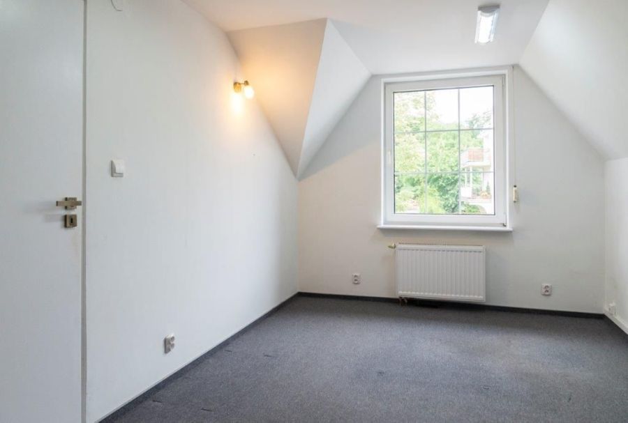 dom wolnostojący, 4 pokoje Gdynia Orłowo, ul. Bukowa. Zdjęcie 3