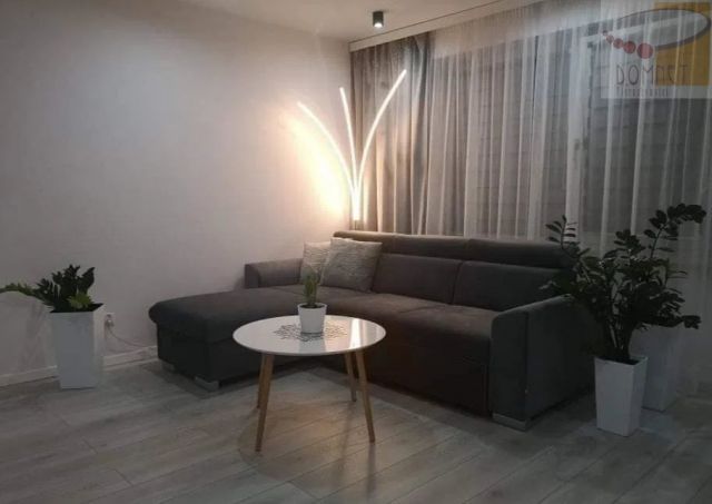 Mieszkanie 3-pokojowe Piastów, ul. Piotra Wysockiego. Zdjęcie 1