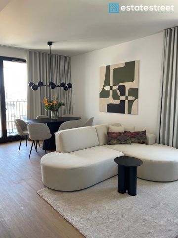 Mieszkanie 4-pokojowe Warszawa Mokotów, ul. Powsińska. Zdjęcie 1