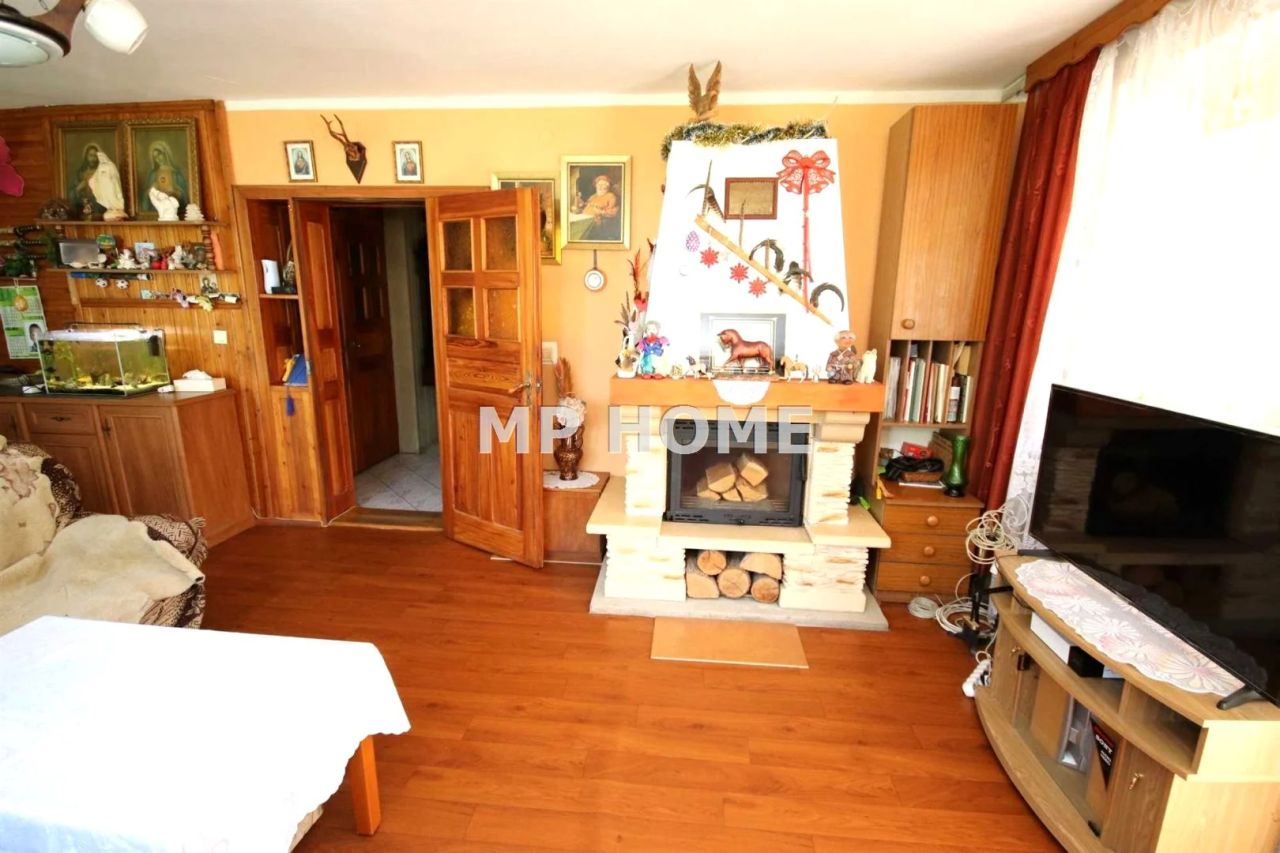 dom wolnostojący, 5 pokoi Bronów. Zdjęcie 6