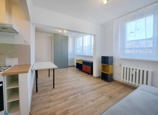 Mieszkanie 1-pokojowe Łódź Polesie, ul. Krzemieniecka. Zdjęcie 1