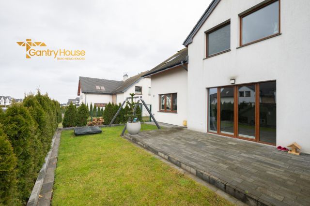 bliźniak, 5 pokoi Suchy Dwór, ul. Pliszkowa. Zdjęcie 2