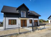 dom wolnostojący, 4 pokoje Tarnowskie Góry Pniowiec, ul. Zakładowa