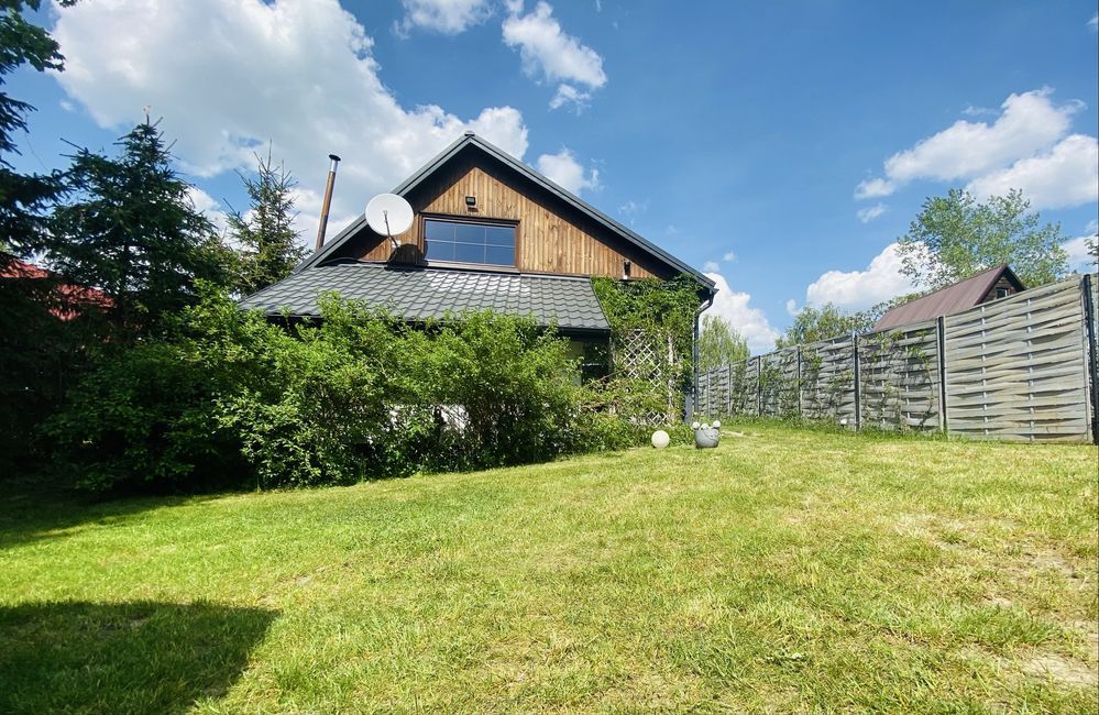 dom wolnostojący, 2 pokoje Susiec, ul. Długa. Zdjęcie 2