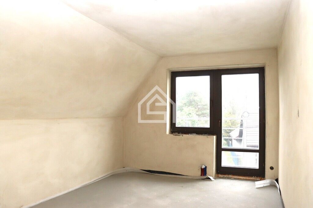 dom wolnostojący, 5 pokoi Kłaj. Zdjęcie 10