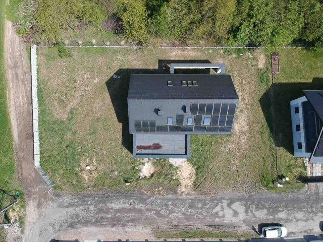 dom wolnostojący, 5 pokoi Łódź. Zdjęcie 2