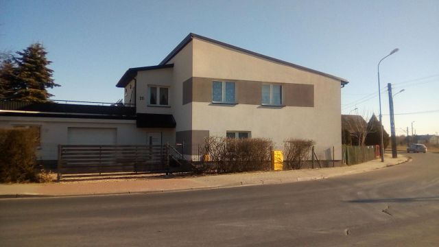 dom szeregowy, 6 pokoi Stalowa Wola Swoły, ul. Szkolna. Zdjęcie 1