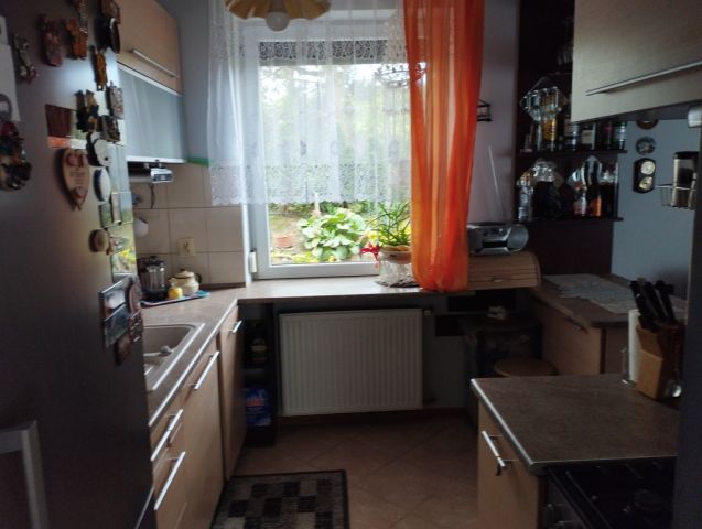 dom wolnostojący, 4 pokoje Oleśnik. Zdjęcie 14