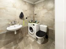 Biuro Kraków Prądnik Czerwony, ul. 8 Pułku Ułanów. Zdjęcie 4