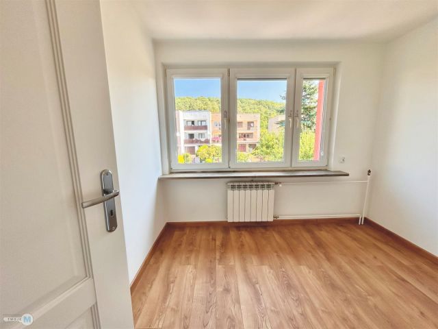 dom szeregowy, 6 pokoi Kielce Podkarczówka, ul. Alabastrowa. Zdjęcie 4