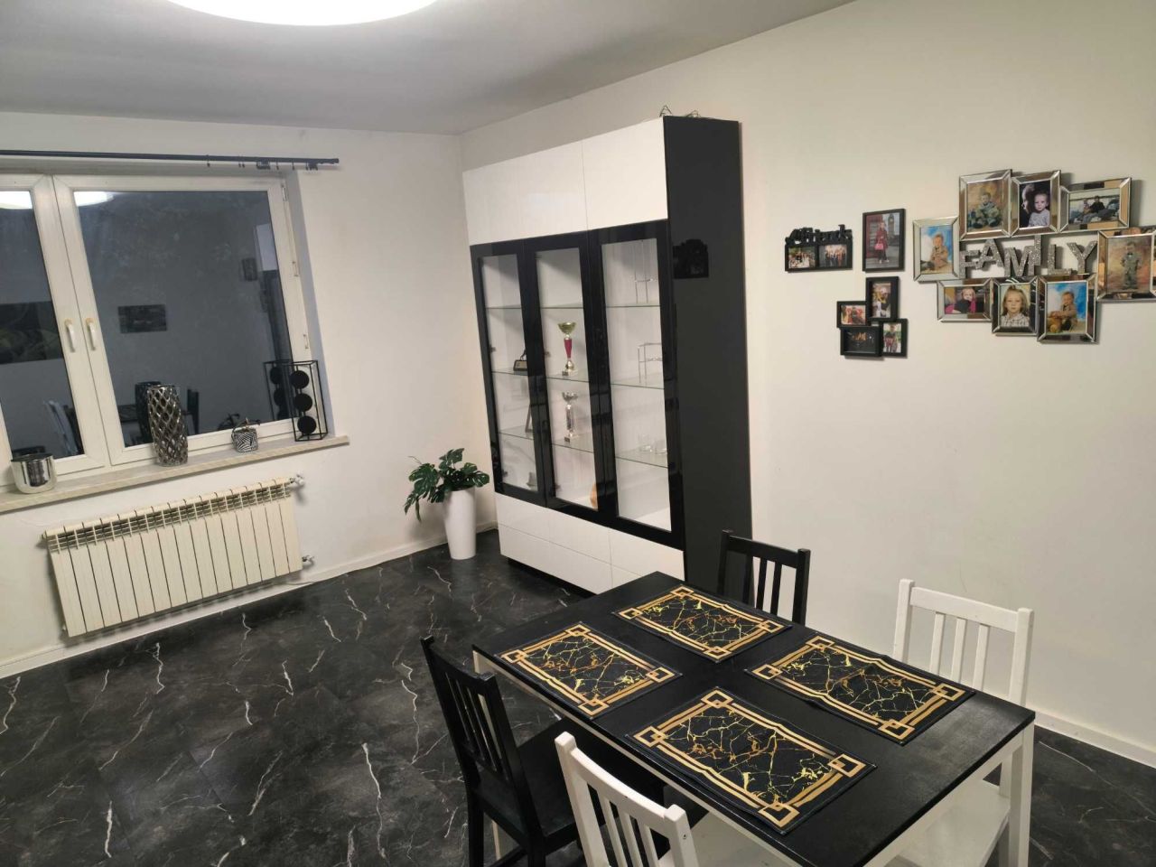 Mieszkanie 4-pokojowe Czechowice-Dziedzice. Zdjęcie 2