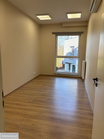 Biuro Ślęza, ul. Akacjowa. Zdjęcie 1