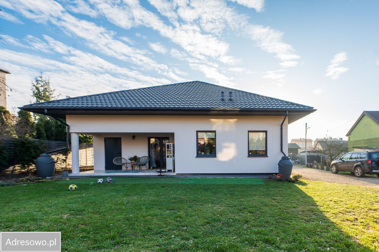 dom wolnostojący, 5 pokoi Olsztyn, ul. Sienkiewicza. Zdjęcie 1