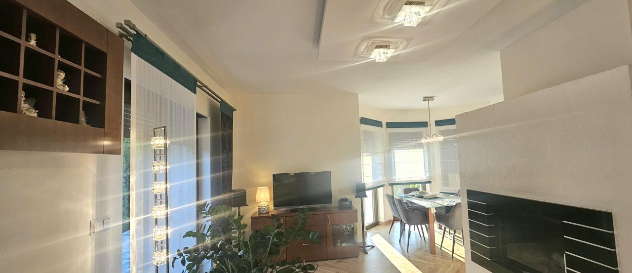 dom wolnostojący, 4 pokoje Ślesin. Zdjęcie 6