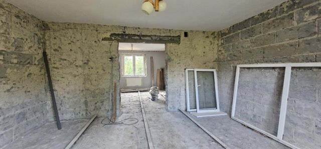 dom wolnostojący, 2 pokoje Durlasy. Zdjęcie 1